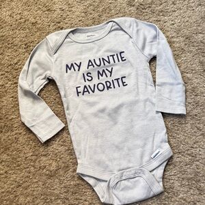 Gerber Gray Baby Bodysuit - 'My Auntie is My Favorite' new size 3-6 months